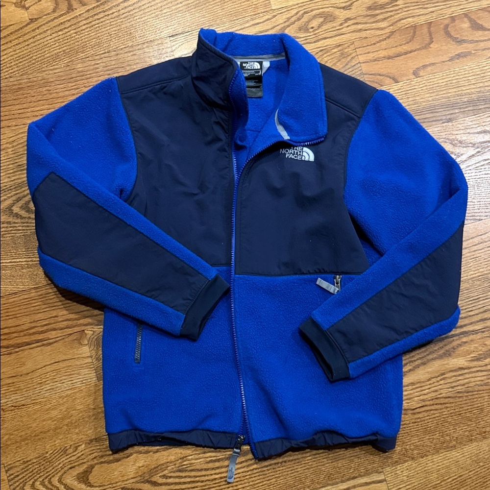 North face Denali Boys size large (14/16)
Bright blue/black